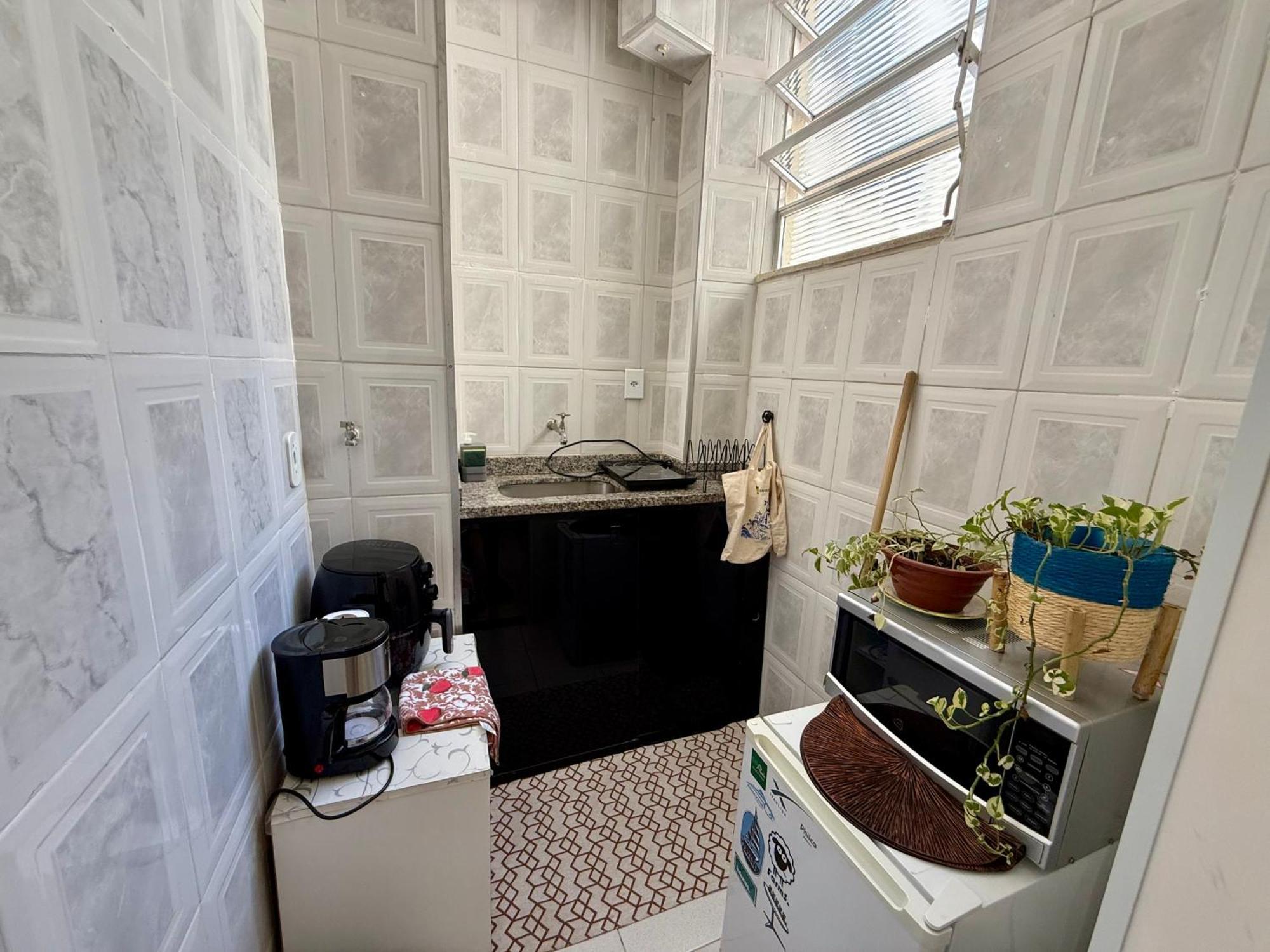 Apartemen Charming 1 Block From Ipanema *
